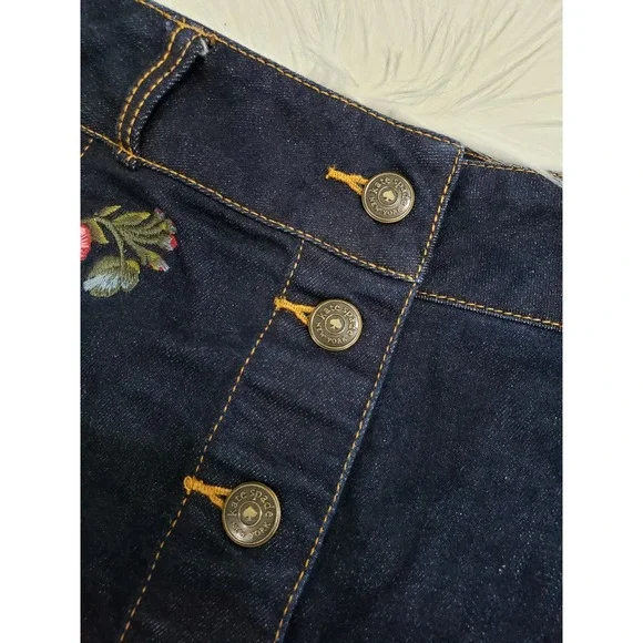 Kate Spade Broome Street Floral Embroidered Denim Skirt Size 2 - Picture 3 of 7